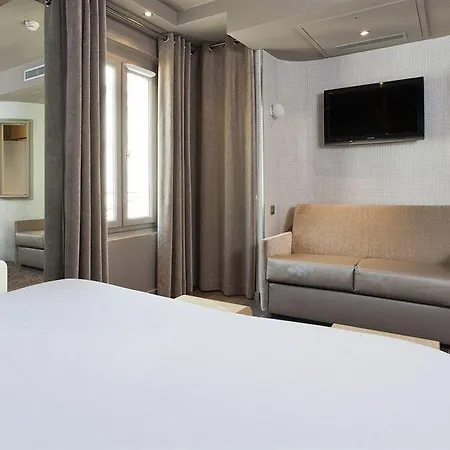 Valadon Colors 3* Paris