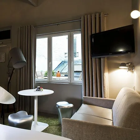 Otel Valadon Colors Paris